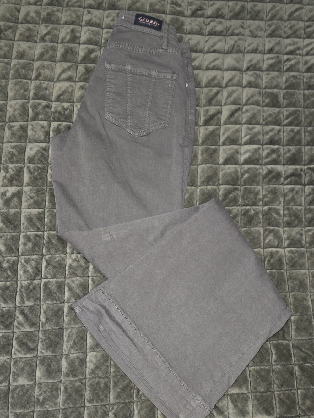 Shyanne Wide-Leg Women's Jeans in Gray